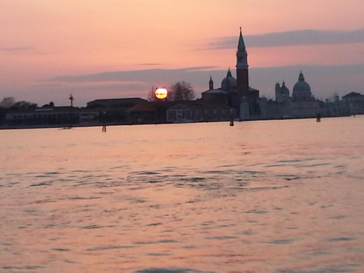 Veneziacentopercento Arsenale Apartment Kültér fotó
